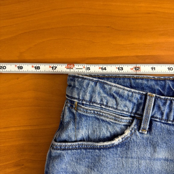 Wrangler Womens Blue Denim Mini Skirt Cutoff Frayed Hem Size 8 - Picture 3 of 9